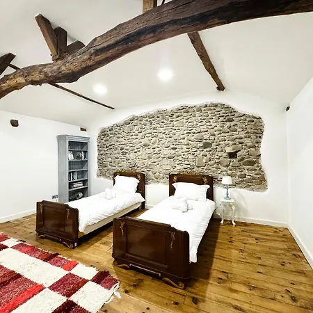 Beautiful With Pool, Garden Near Biarritz